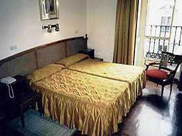Paris Hotel Madrid Ngoại thất bức ảnh